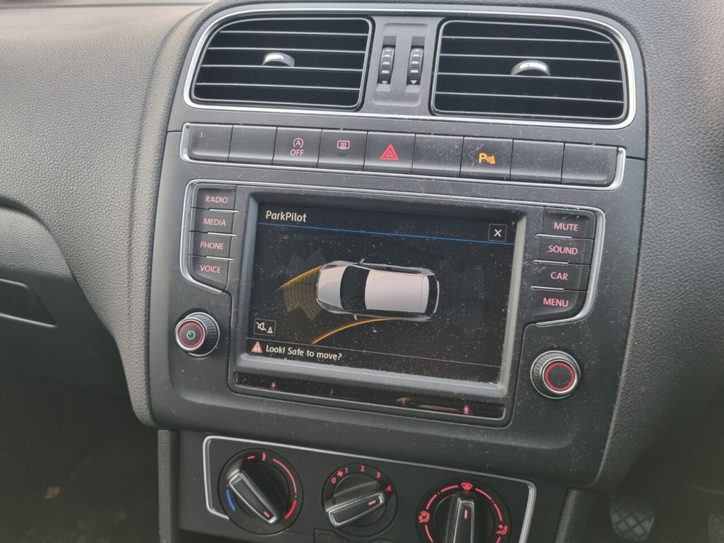 Used Volkswagen Polo 2017 for sale - 77139373: Photo 2