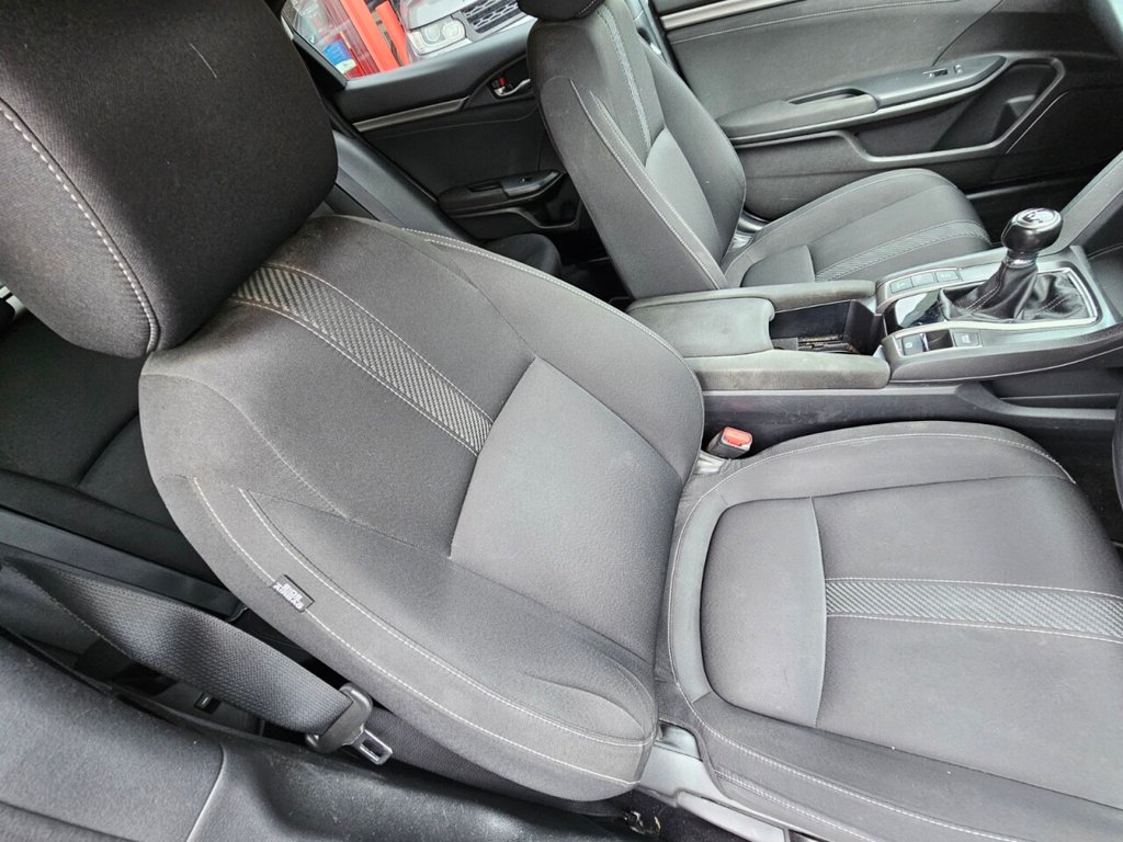 Used Honda Civic 2017 for sale - 75923577: Photo 16