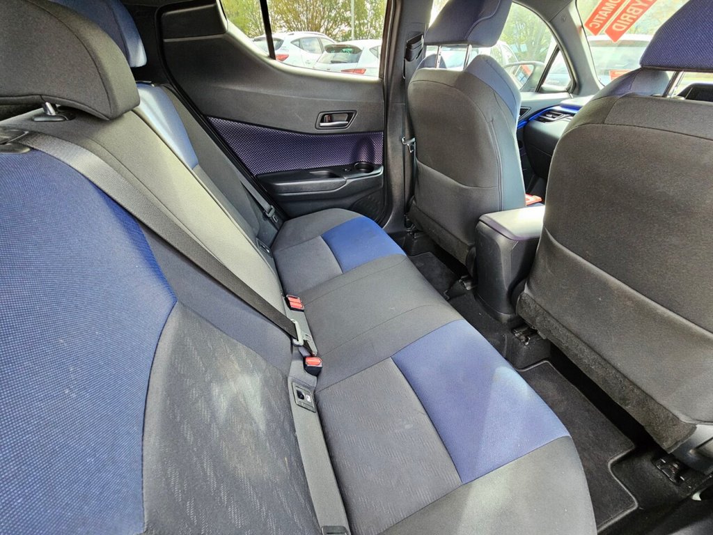 Used Toyota C-HR 2018 for sale - 75923421: Photo 15