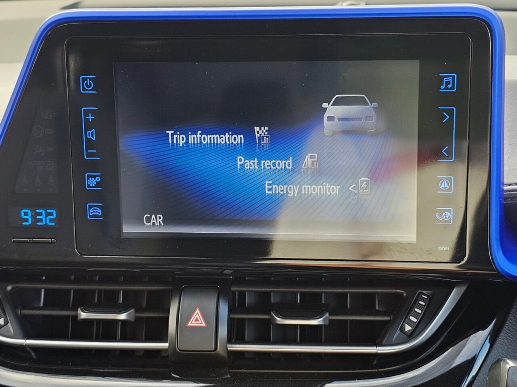 Used Toyota C-HR 2018 for sale - 75923421: Photo 31