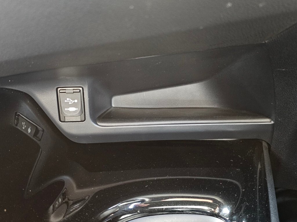 Used Toyota C-HR 2018 for sale - 75923421: Photo 32