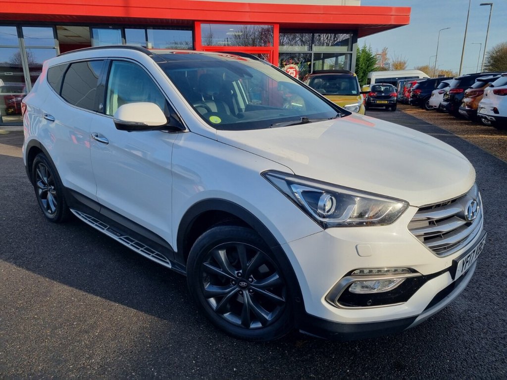 Used Hyundai Santa Fe 2017 for sale - 76570487: Photo 1