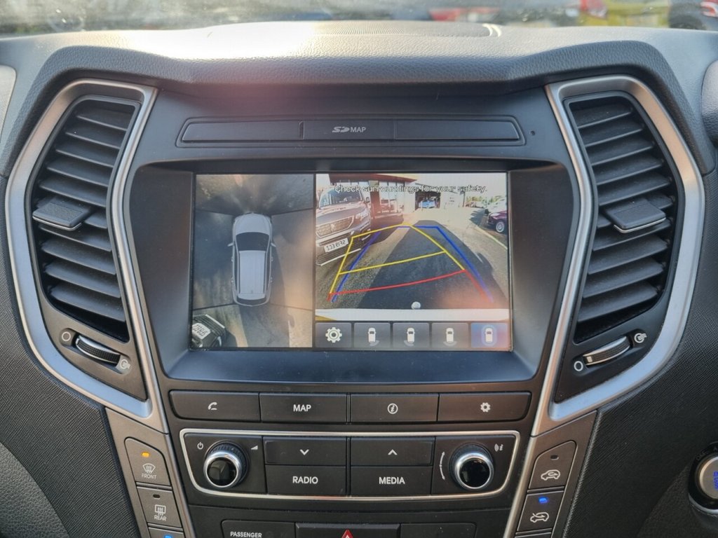 Used Hyundai Santa Fe 2017 for sale - 76570487: Photo 22