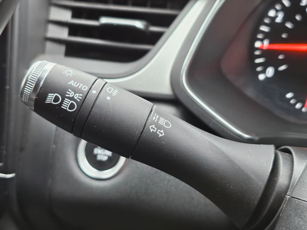 Used Renault Captur 2021 for sale - 76840990: Photo 40