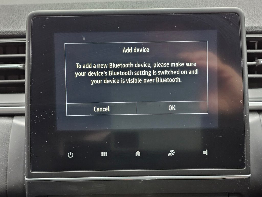 Used Renault Captur 2021 for sale - 76840990: Photo 47