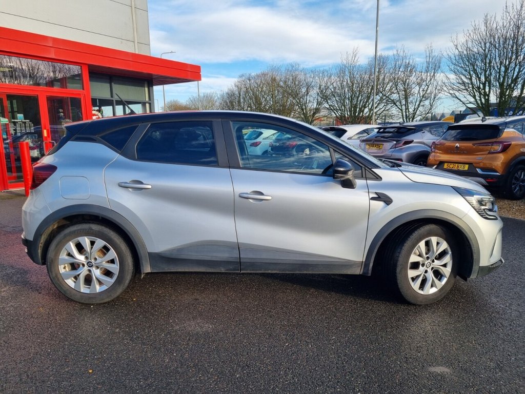 Used Renault Captur 2021 for sale - 76840990: Photo 5