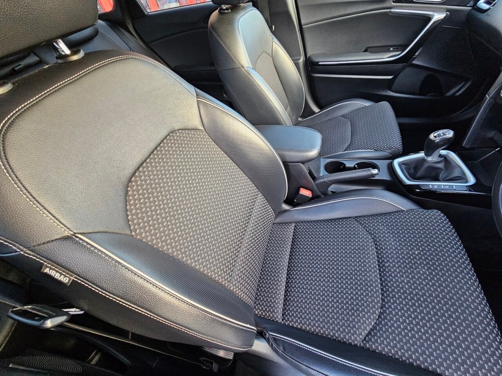 Used Kia Ceed 2018 for sale - 76356905: Photo 24