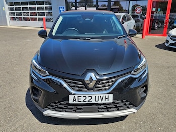 Used Renault Captur 2022 for sale - 79345679: Photo