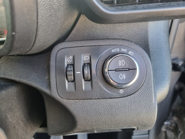 Used Vauxhall Combo Life 2020 for sale - 75752511: Photo 28