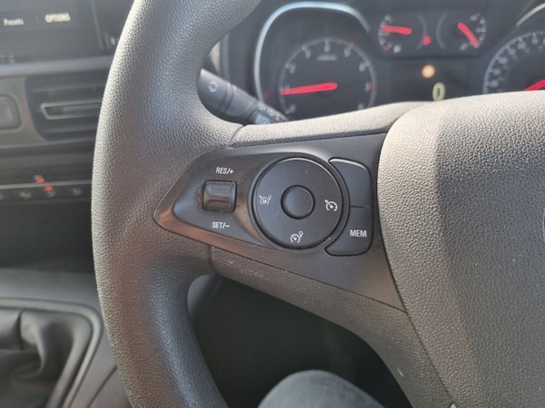 Used Vauxhall Combo Life 2020 for sale - 75752511: Photo 30