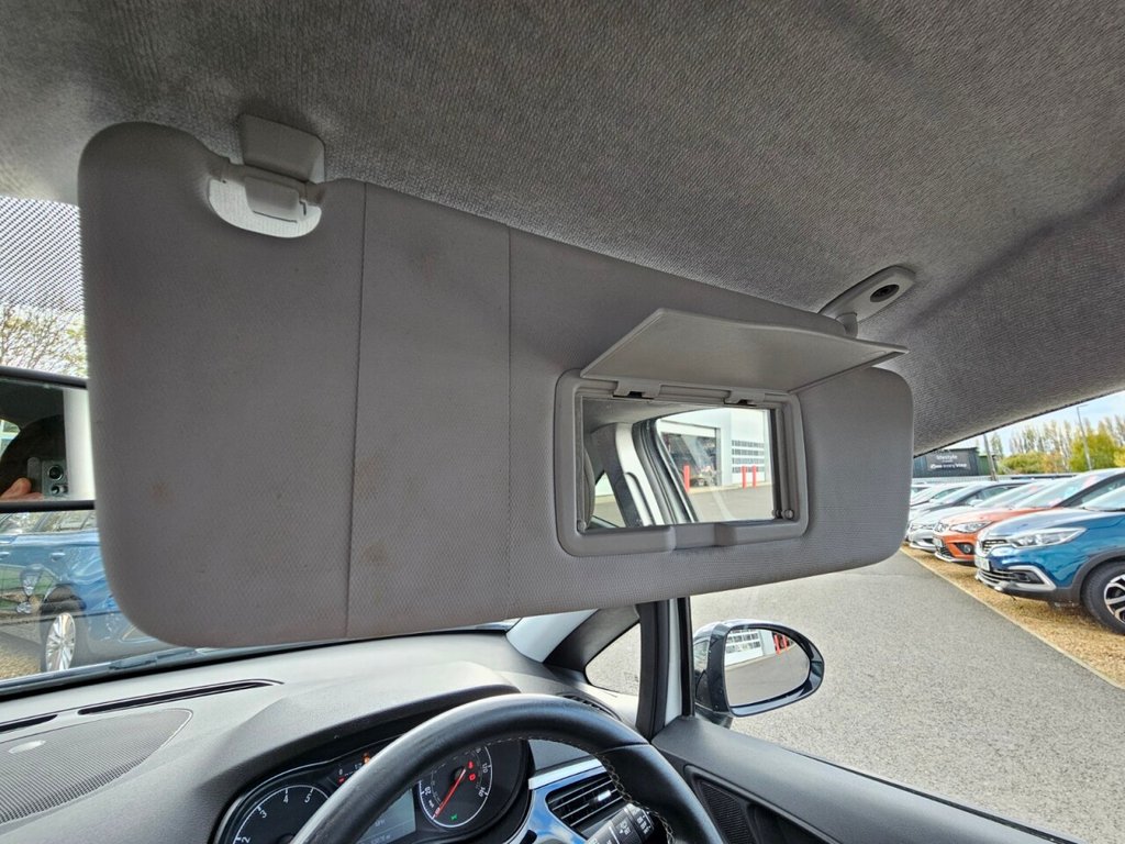 Used Vauxhall Corsa 2015 for sale - 76356923: Photo 38