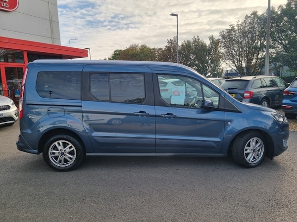Used Ford Grand Tourneo Connect 2020 for sale - 75801545: Photo 11