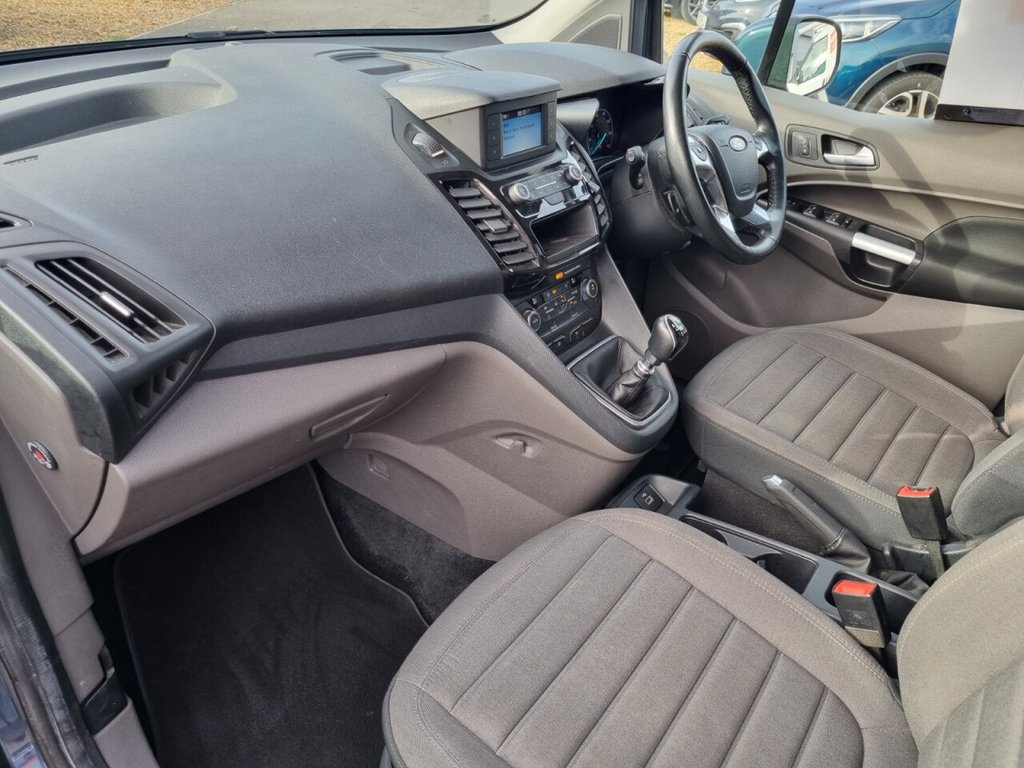 Used Ford Grand Tourneo Connect 2020 for sale - 75801545: Photo 26