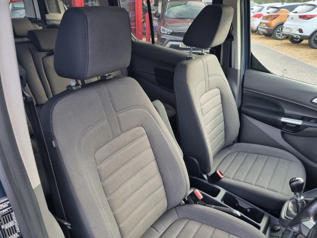 Used Ford Grand Tourneo Connect 2020 for sale - 75801545: Photo 28