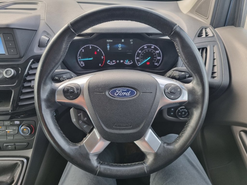 Used Ford Grand Tourneo Connect 2020 for sale - 75801545: Photo 33