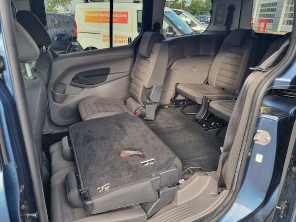 Used Ford Grand Tourneo Connect 2020 for sale - 75801545: Photo 3