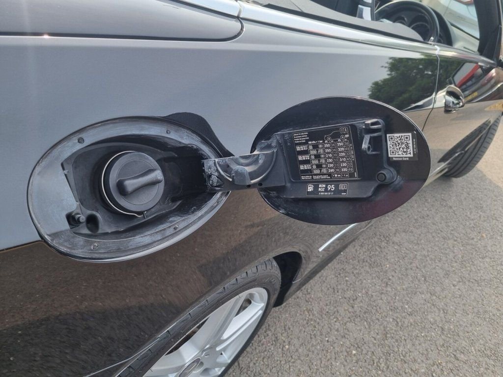 Used Mercedes-Benz E Class 2012 for sale - 76345800: Photo 12