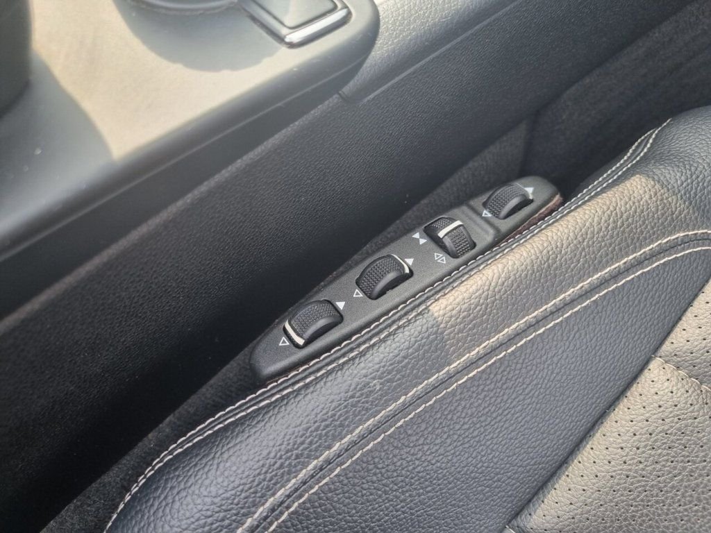 Used Mercedes-Benz E Class 2012 for sale - 76345800: Photo 27