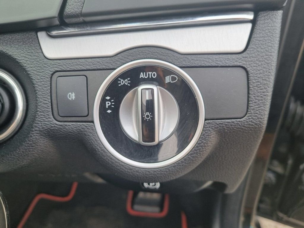 Used Mercedes-Benz E Class 2012 for sale - 76345800: Photo 29