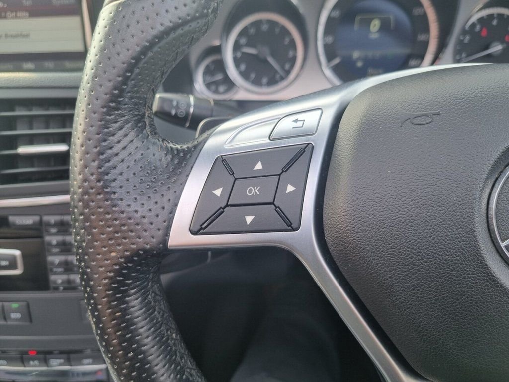 Used Mercedes-Benz E Class 2012 for sale - 76345800: Photo 32