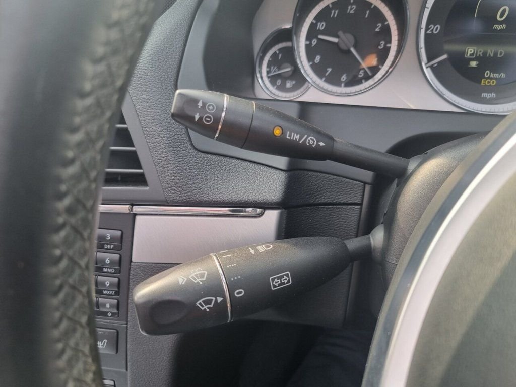 Used Mercedes-Benz E Class 2012 for sale - 76345800: Photo 35