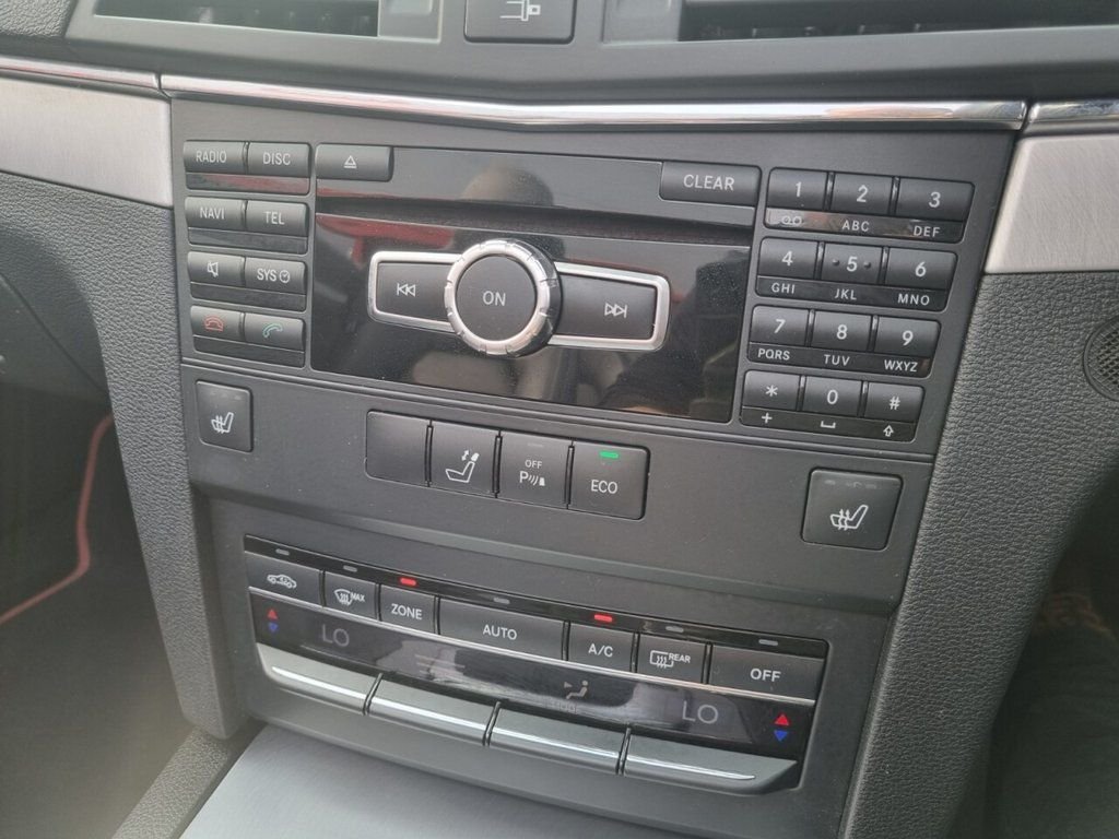 Used Mercedes-Benz E Class 2012 for sale - 76345800: Photo 37