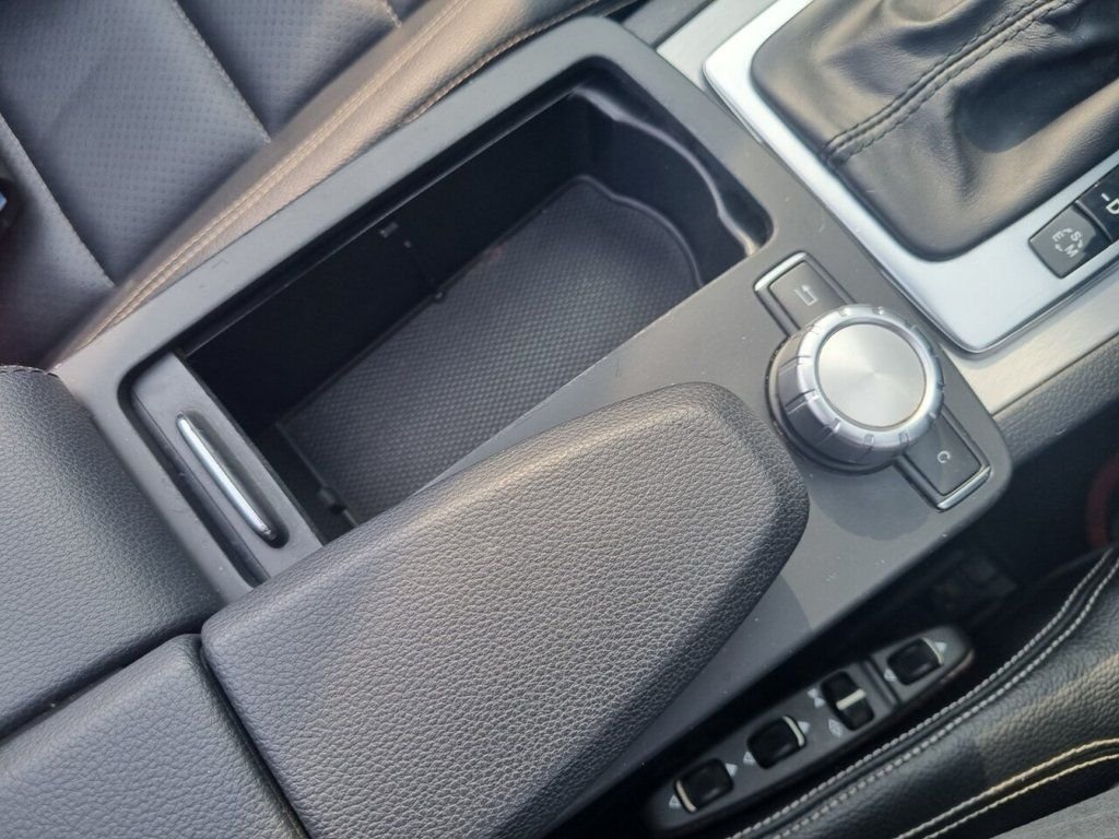 Used Mercedes-Benz E Class 2012 for sale - 76345800: Photo 40