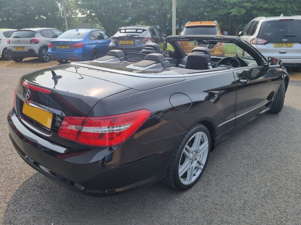 Used Mercedes-Benz E Class 2012 for sale - 76345800: Photo 9