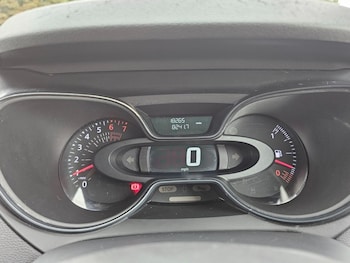 Used Renault Captur 2019 for sale - 75573162: Photo