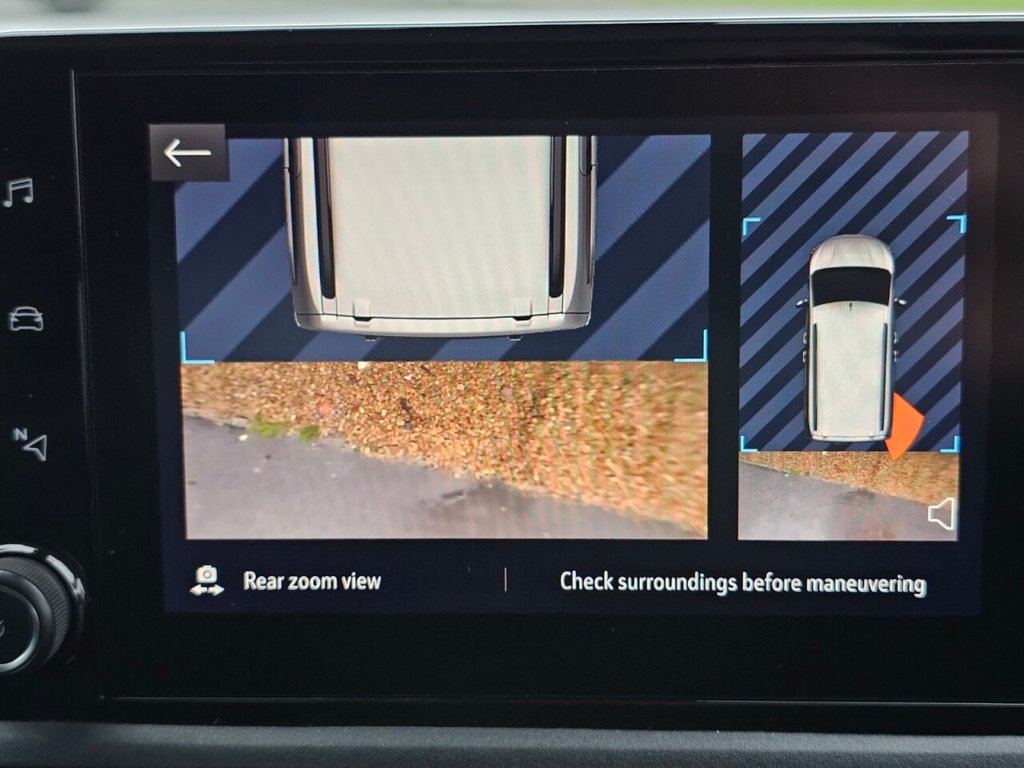 Used Vauxhall Combo Life 2021 for sale - 76820882: Photo 2