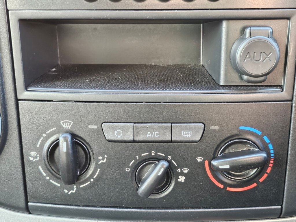 Used Peugeot Partner 2018 for sale - 76950413: Photo 40