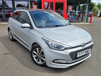 Used Hyundai i20 2017 for sale - 78738221: Photo