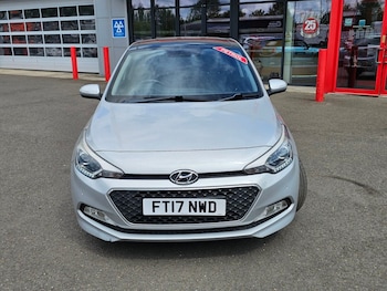 Used Hyundai i20 2017 for sale - 78738221: Photo
