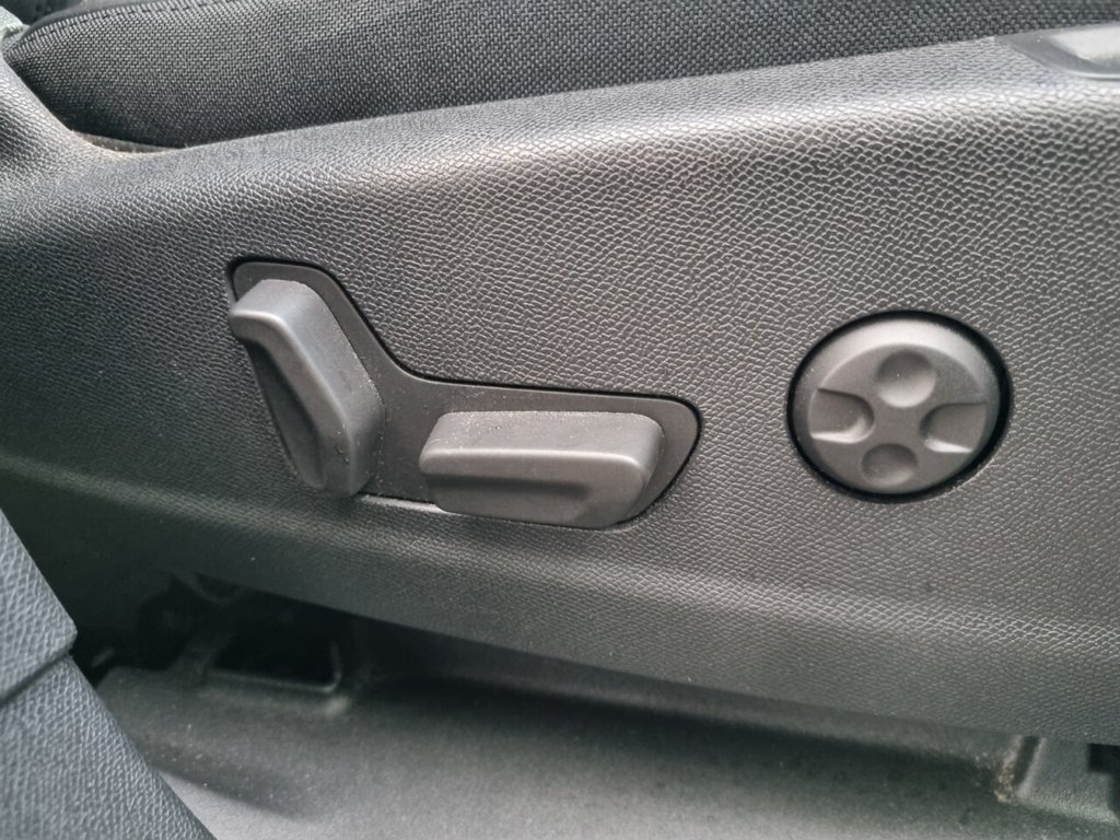 Used Peugeot 3008 2018 for sale - 76345460: Photo 13