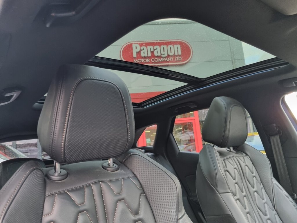 Used Peugeot 3008 2018 for sale - 76345460: Photo 2