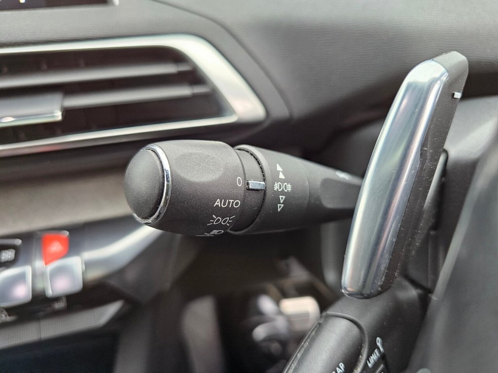 Used Peugeot 3008 2018 for sale - 76345460: Photo 37