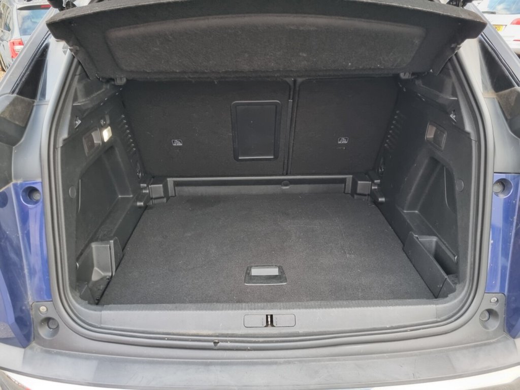 Used Peugeot 3008 2018 for sale - 76345460: Photo 6