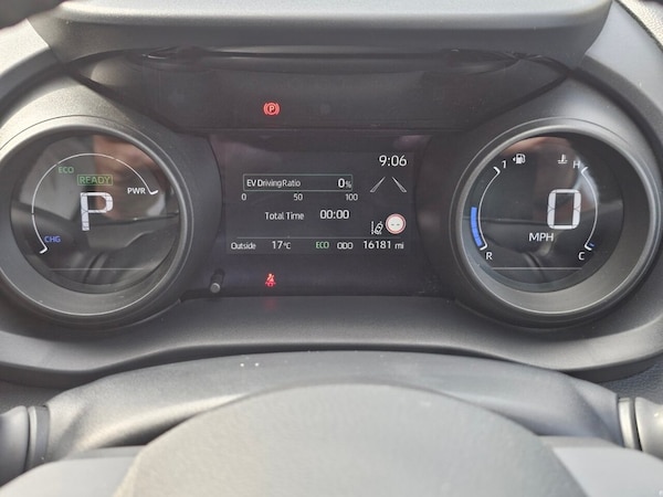 Used Toyota Yaris 2022 for sale - 74866847: Photo 27