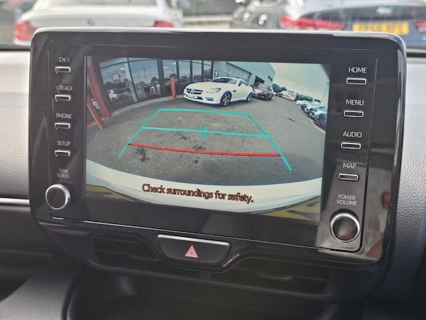 Used Toyota Yaris 2022 for sale - 74866847: Photo 2