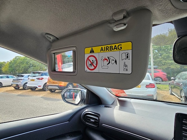 Used Toyota Yaris 2022 for sale - 74866847: Photo 41