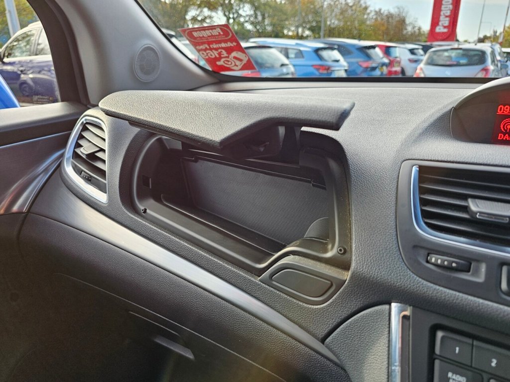 Used Vauxhall Mokka 2015 for sale - 76356579: Photo 42