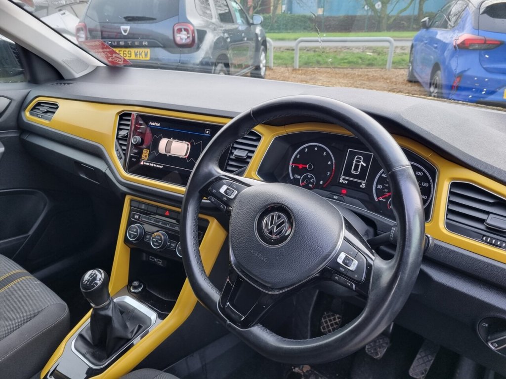 Used Volkswagen T-Roc 2018 for sale - 77133510: Photo 11