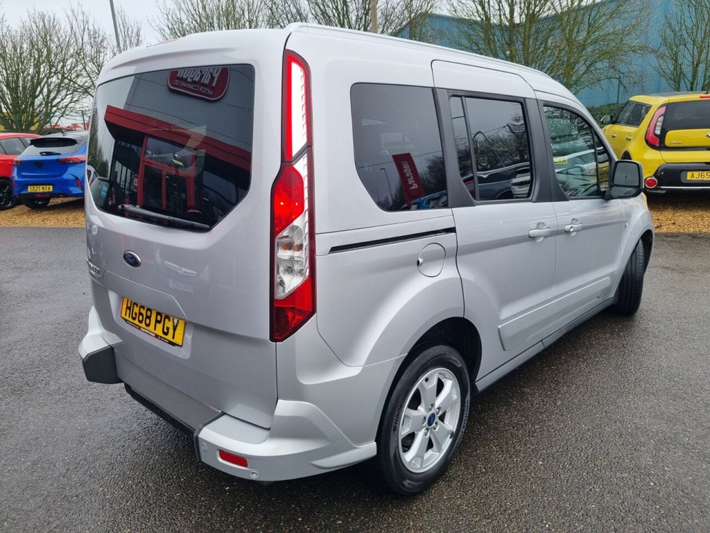 Used Ford Tourneo Connect 2019 for sale - 76950409: Photo 11