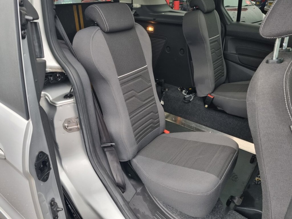 Used Ford Tourneo Connect 2019 for sale - 76950409: Photo 18