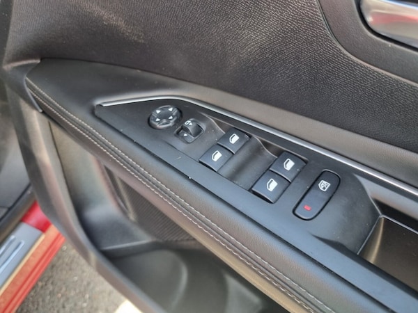 Used Peugeot 3008 2018 for sale - 75433089: Photo 26