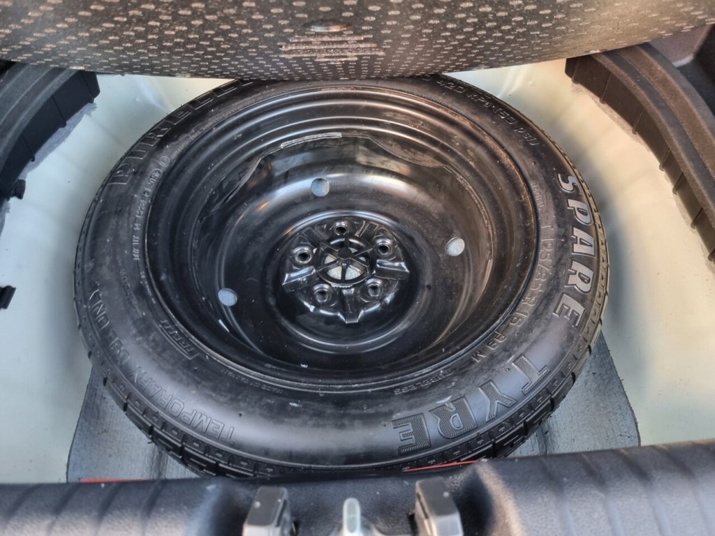 Used Kia Niro 2016 for sale - 76570477: Photo 4