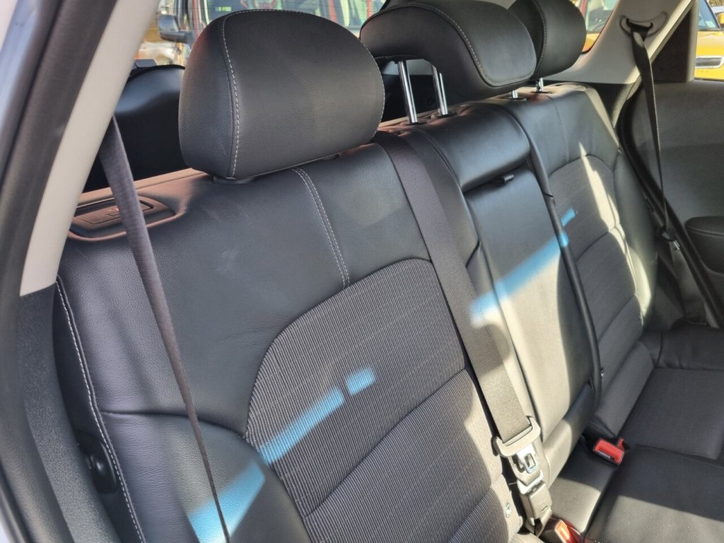 Used Kia Niro 2016 for sale - 76570477: Photo 8