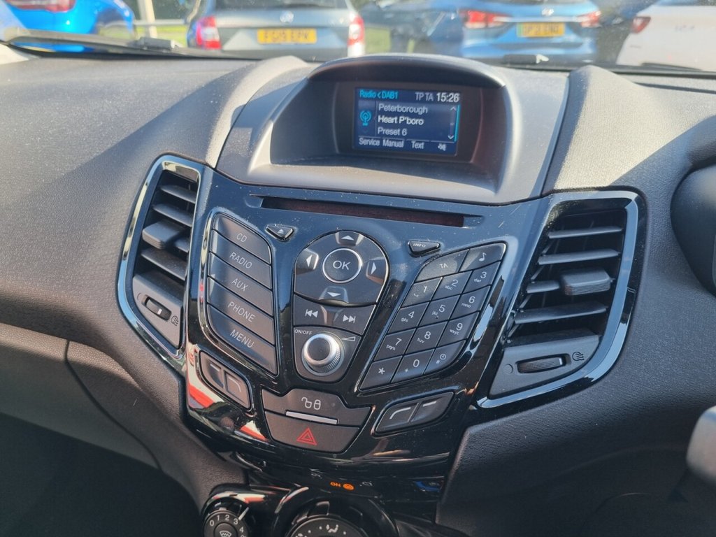 Used Ford Fiesta 2016 for sale - 76185492: Photo 2