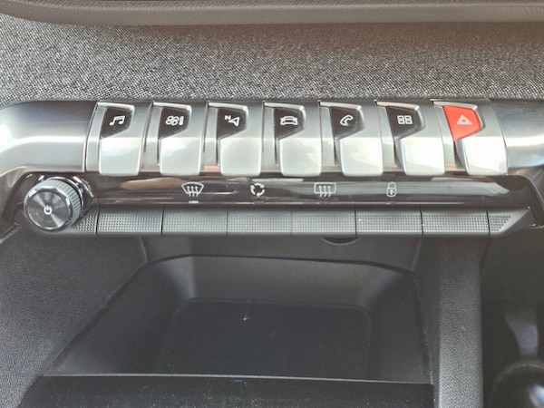 Used Peugeot 3008 2021 for sale - 75062474: Photo 43