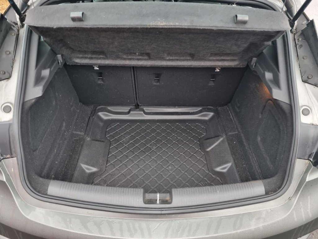 Used Vauxhall Astra 2017 for sale - 77301773: Photo 6